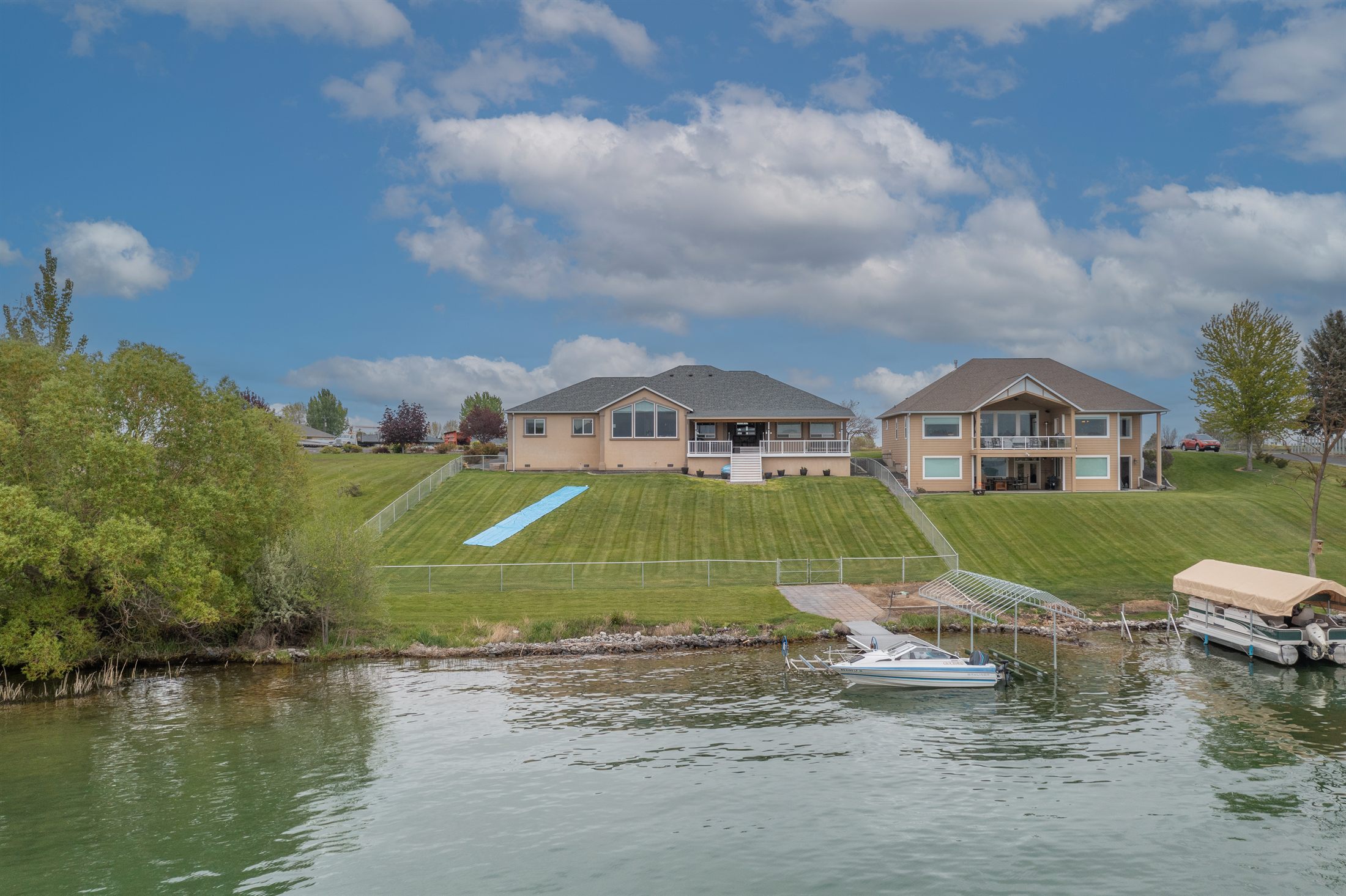 Wet Feet Retreat seen from the water on Moses Lake